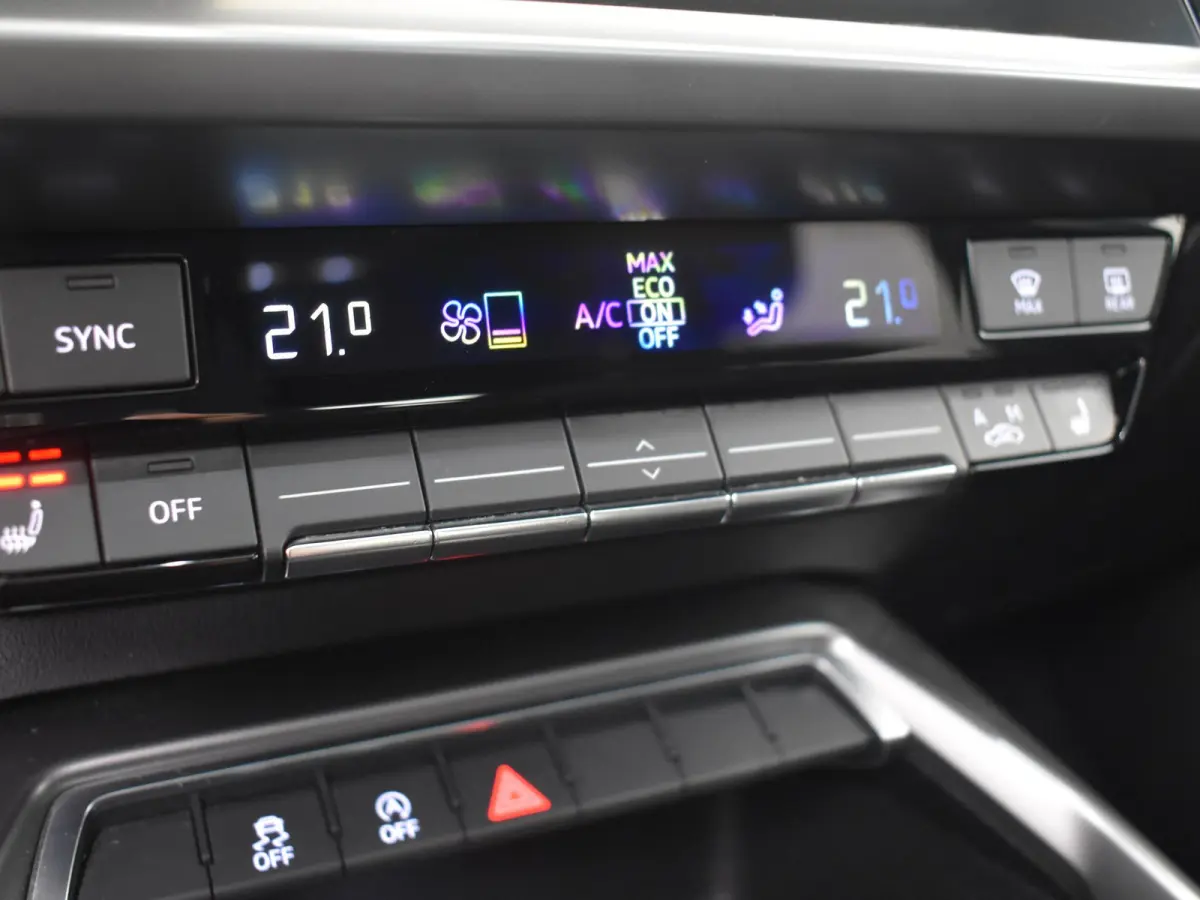 35 TFSI Advanced edition 150Pk DSG/AUTO | Pano Dak | Stoelverwarming | Apple carplay Android Auto | Adaptive Cruise control |  17" LMV l