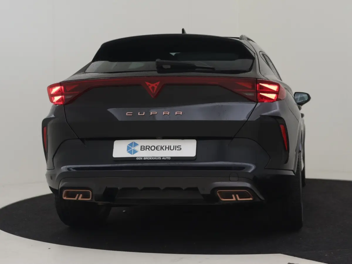 1.5 TSI e-Hybrid 272PK VZ Performance | Sennheiser geluidssysteem | Elektrisch verstelb. voorstoelen | Navigatie | Panoramadak | Lederen bekleding | 19" LMV