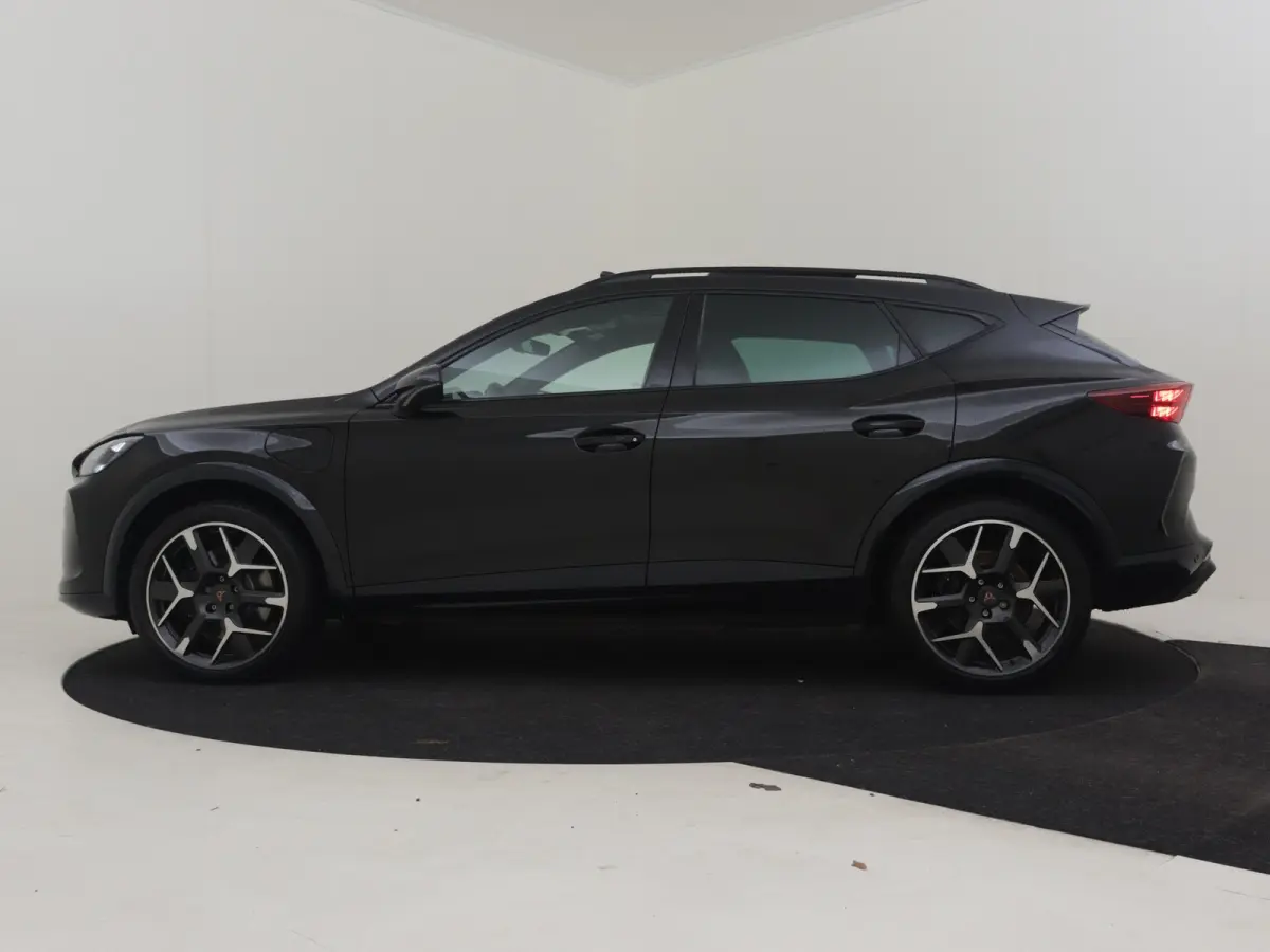 1.5 TSI e-Hybrid 272PK VZ Performance | Sennheiser geluidssysteem | Elektrisch verstelb. voorstoelen | Navigatie | Panoramadak | Lederen bekleding | 19" LMV