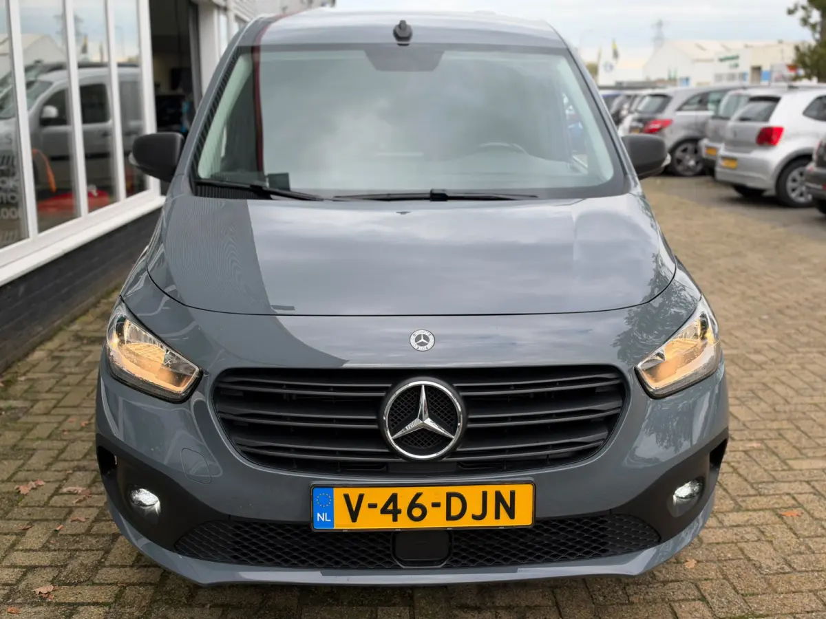 110 CDI L1 Base | Apple Carplay | Cruise | Airco | Nieuwstaat!