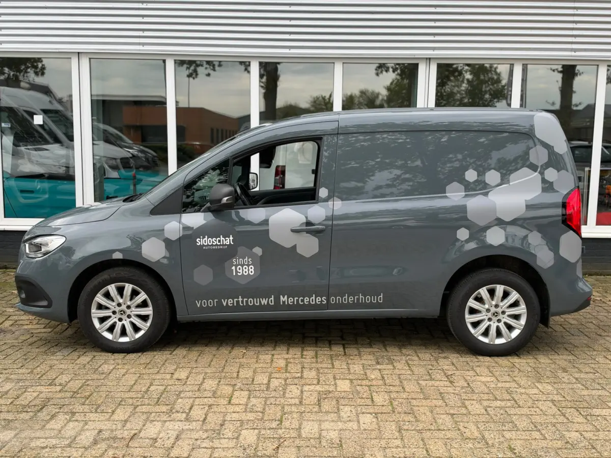 110 CDI L1 Base | Apple Carplay | Cruise | Airco | Nieuwstaat!