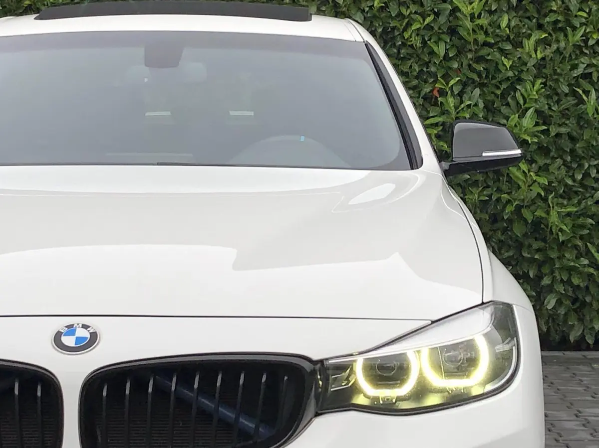 320i Centennial High Executive, NL AUTO, NAP, FACELIFT, M-SPORTPAKKET, PANORAMADAK, SPORTLEDER, 19INCH, CARPLAY