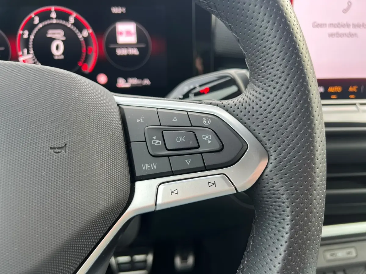 1.5 eTSI 150pk DSG R-Line | Navi | Trekhaak | Camera | Carplay
