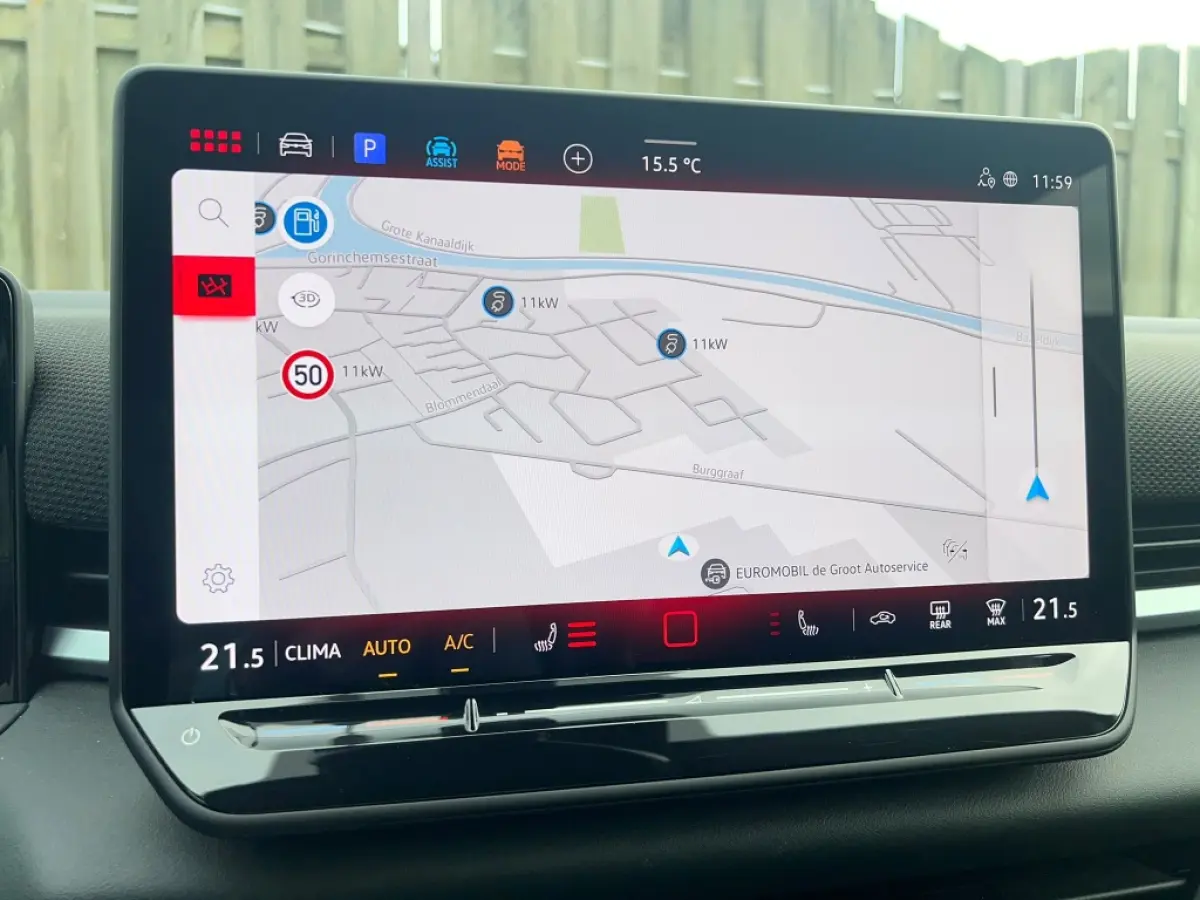 1.5 eTSI 150pk DSG R-Line | Navi | Trekhaak | Camera | Carplay