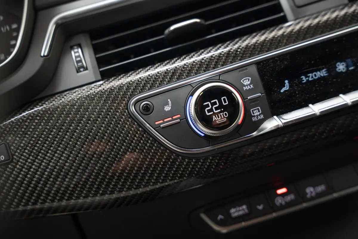 S-LINE*375PK*CARBON*PASS. DISPLAY*RS6 REMMEN*ABC*