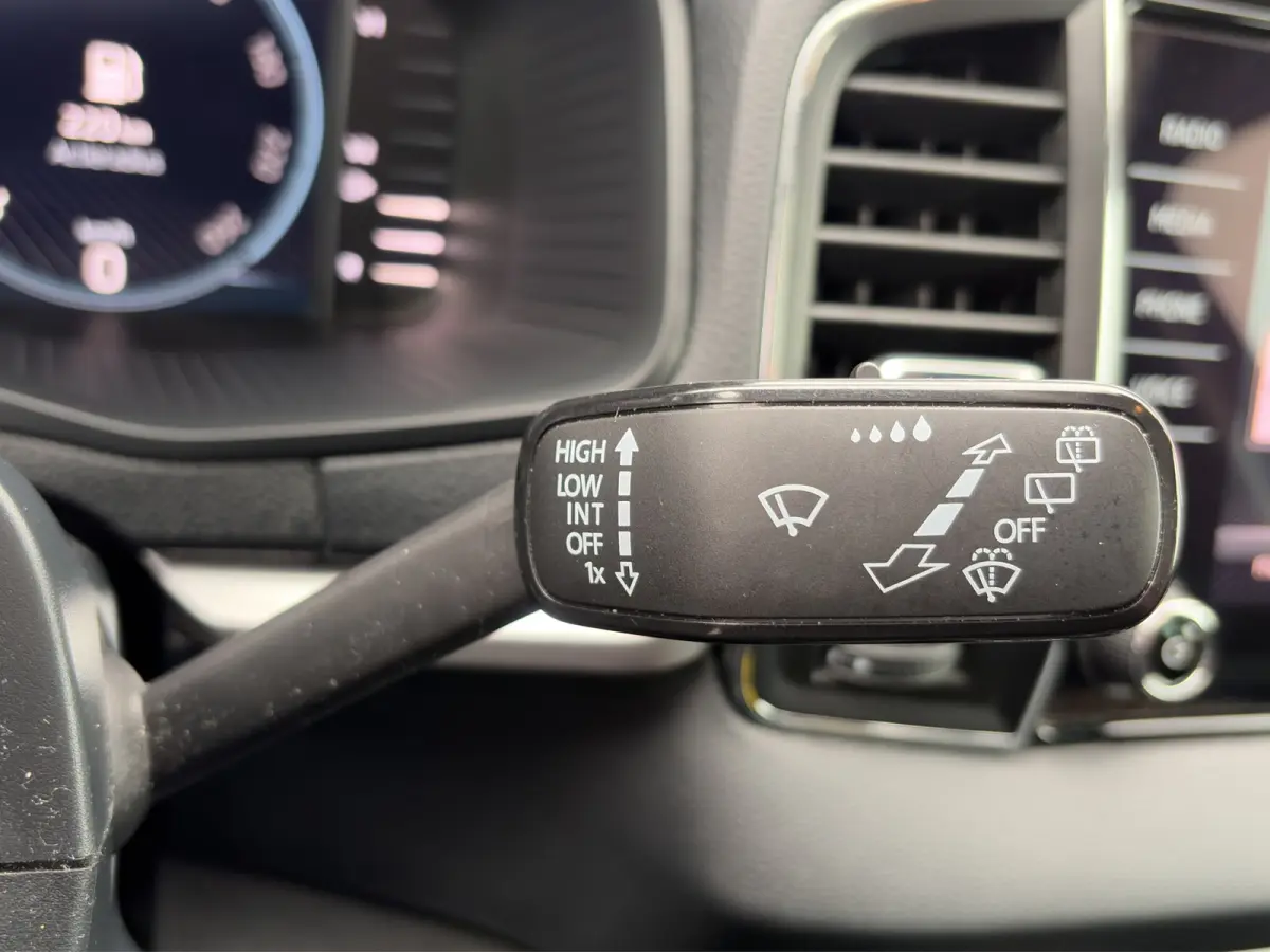 1.5 TSI ACT 150pk Automaat Business Edition | Schuifdak | Trekhaak | Stoelverwarming | Stuurverwarming | Camera | Carplay | Elektrische achterklep