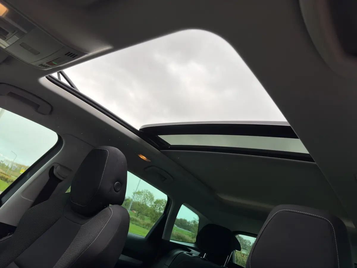 1.5 TSI ACT 150pk Automaat Business Edition | Schuifdak | Trekhaak | Stoelverwarming | Stuurverwarming | Camera | Carplay | Elektrische achterklep