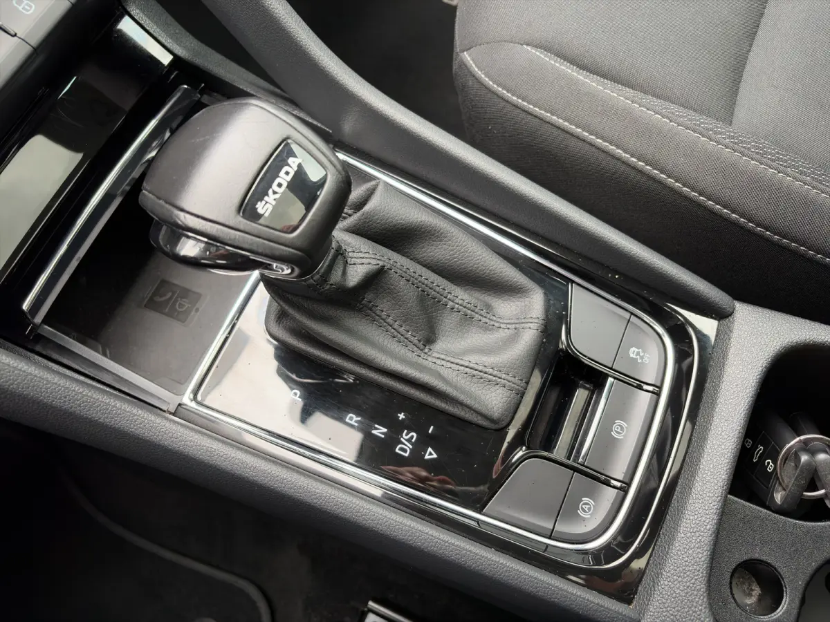1.5 TSI ACT 150pk Automaat Business Edition | Schuifdak | Trekhaak | Stoelverwarming | Stuurverwarming | Camera | Carplay | Elektrische achterklep