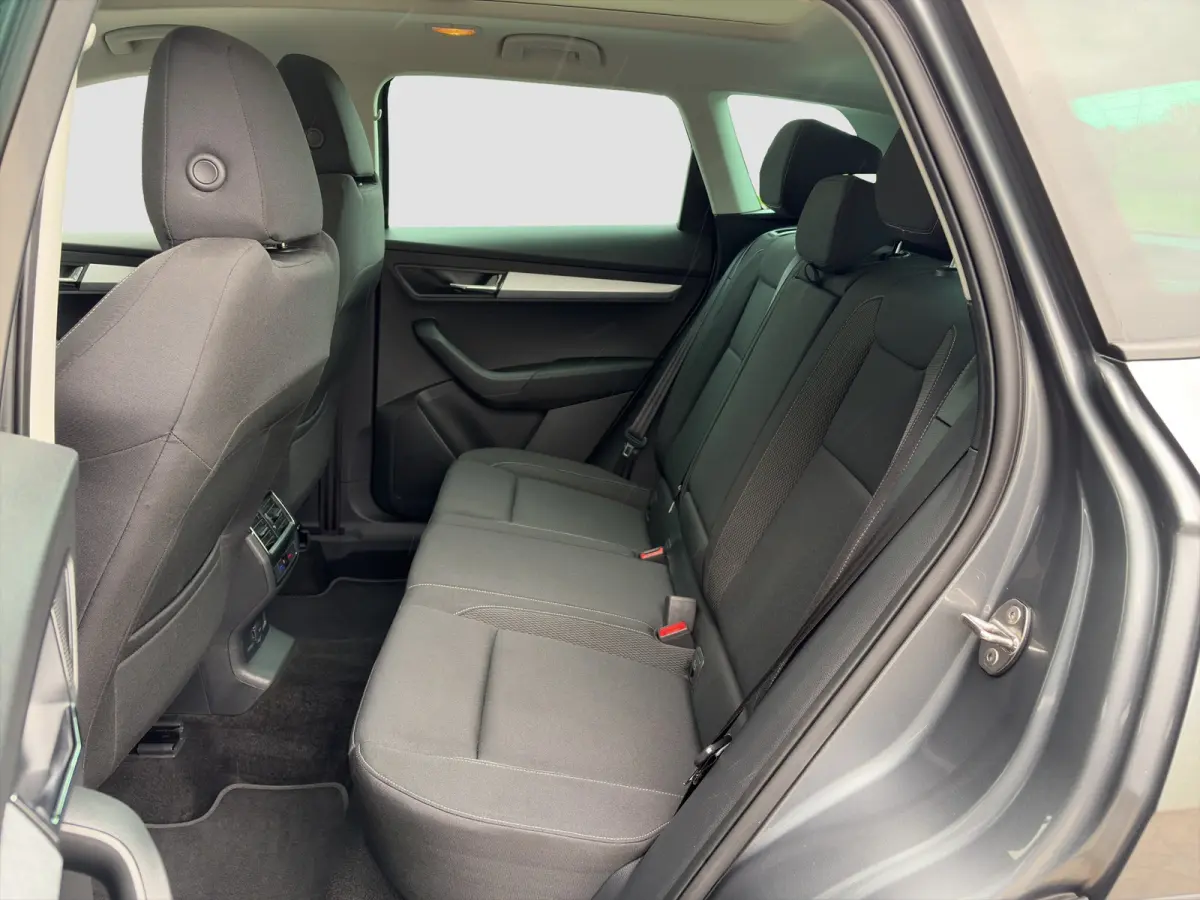 1.5 TSI ACT 150pk Automaat Business Edition | Schuifdak | Trekhaak | Stoelverwarming | Stuurverwarming | Camera | Carplay | Elektrische achterklep