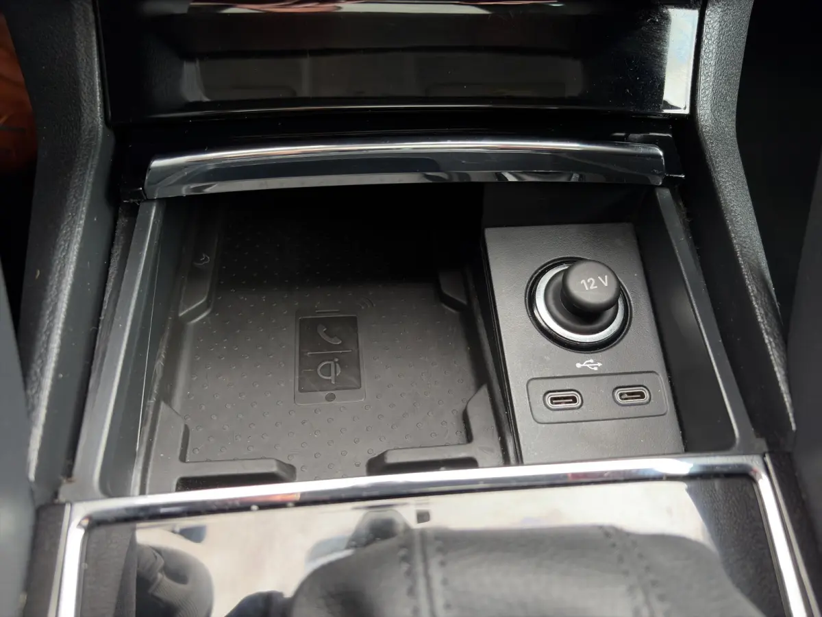 1.5 TSI ACT 150pk Automaat Business Edition | Schuifdak | Trekhaak | Stoelverwarming | Stuurverwarming | Camera | Carplay | Elektrische achterklep