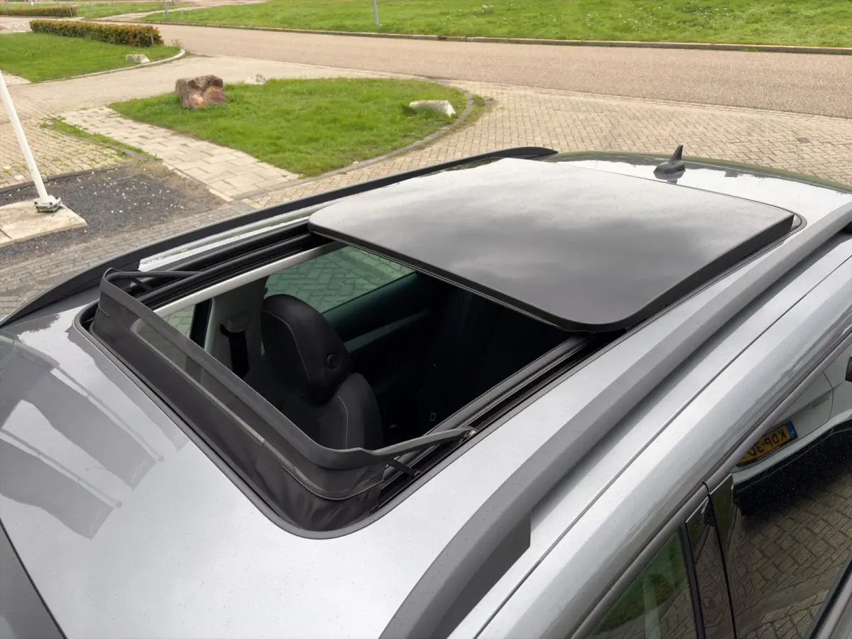 1.5 TSI ACT 150pk Automaat Business Edition | Schuifdak | Trekhaak | Stoelverwarming | Stuurverwarming | Camera | Carplay | Elektrische achterklep
