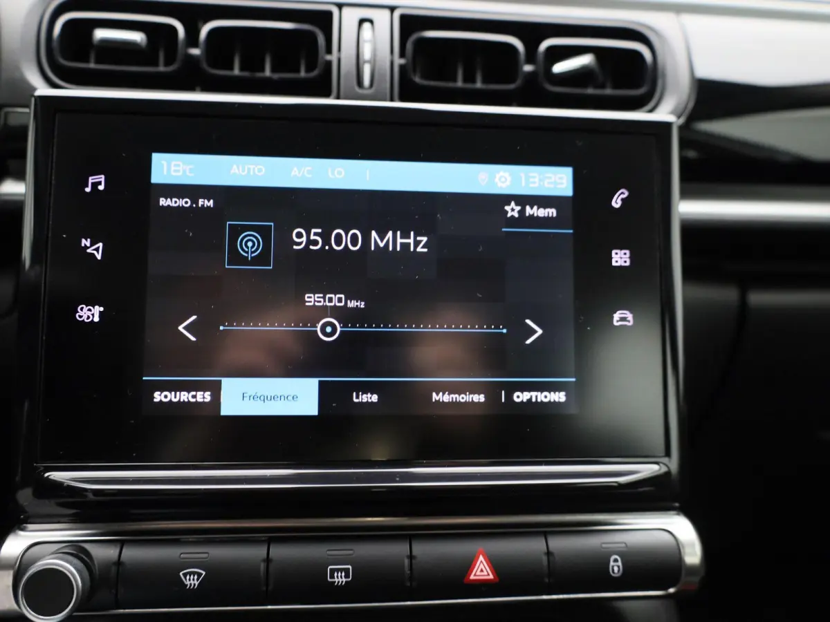 1.2 PureTech Feel | APPLE CARPLAY - ANDROID AUTO | CRUISE CONTROL | CLIMATE CONTROL | PARKEERSENSOREN | MULTIFUNCTIONEEL STUURWIEL |