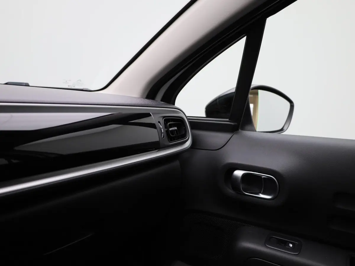 1.2 PureTech Feel | APPLE CARPLAY - ANDROID AUTO | CRUISE CONTROL | CLIMATE CONTROL | PARKEERSENSOREN | MULTIFUNCTIONEEL STUURWIEL |