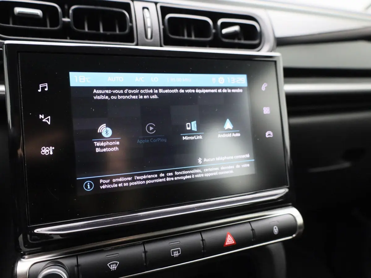 1.2 PureTech Feel | APPLE CARPLAY - ANDROID AUTO | CRUISE CONTROL | CLIMATE CONTROL | PARKEERSENSOREN | MULTIFUNCTIONEEL STUURWIEL |