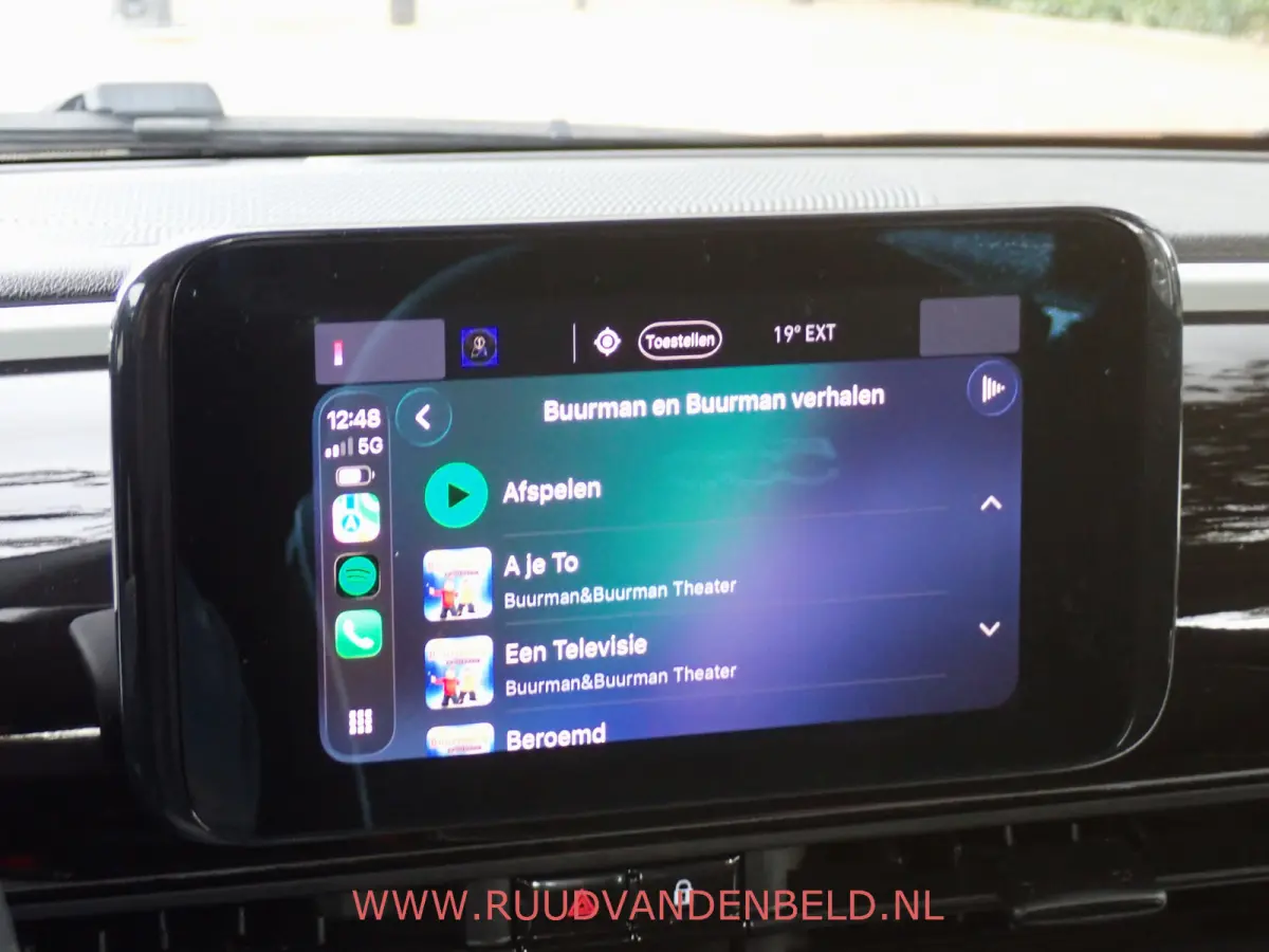 42kWh 88%SOH PASSION CARPLAY / DAB / 16-INCH / CCS