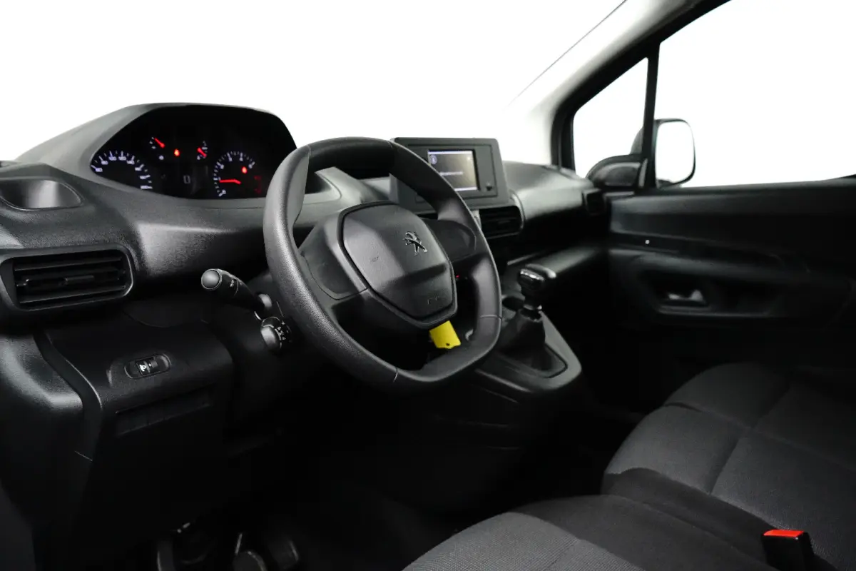 Pro L1 Aitco | Cruise Controle | Parkeersensoren | 3-zits