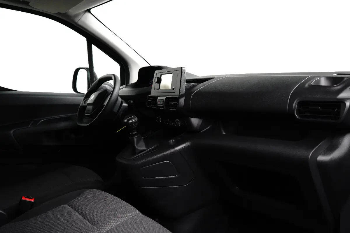 Pro L1 Aitco | Cruise Controle | Parkeersensoren | 3-zits