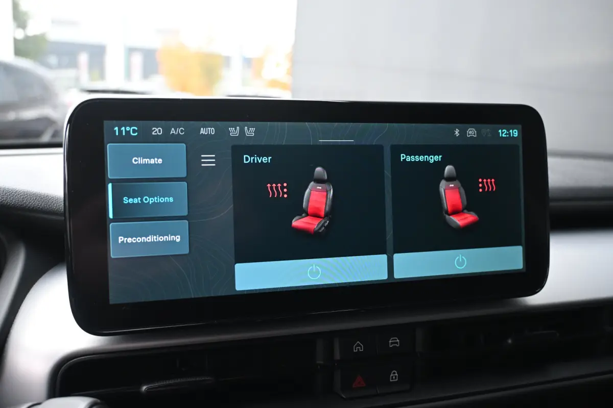 54 kWh Tot 8 Jaar Garantie! 98%SOH! | Warmtepomp | Stoelverwarming | Dodehoek-Detectie | Adaptive Cruise |