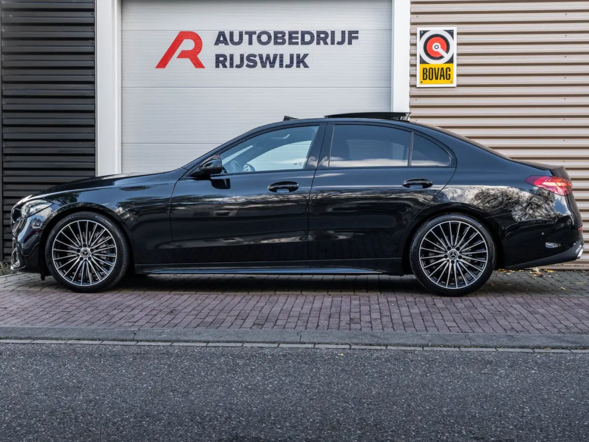 180 AMG Pano/Camera/Keyless/Sfeer/Blindspot