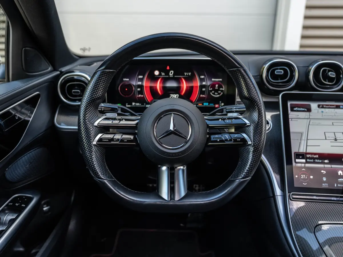 180 AMG Pano/Camera/Keyless/Sfeer/Blindspot