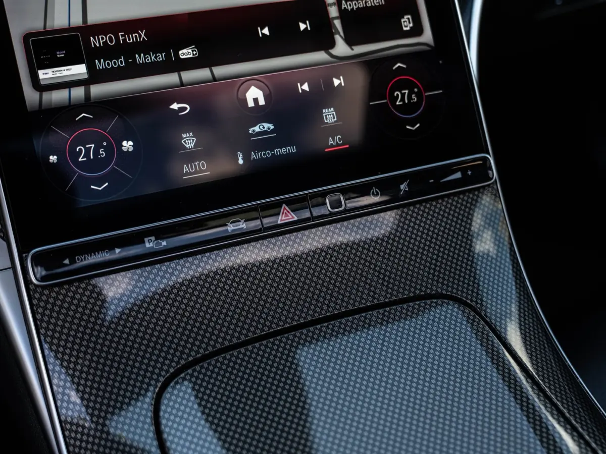 180 AMG Pano/Camera/Keyless/Sfeer/Blindspot