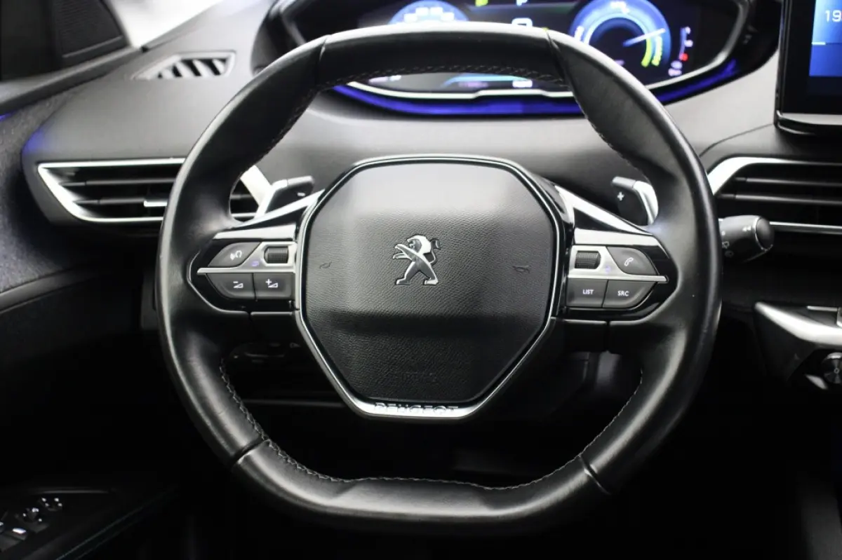 1.6 HYbrid 225 Allure Pack Business - Digitaal Cockpit, Carplay, Camera