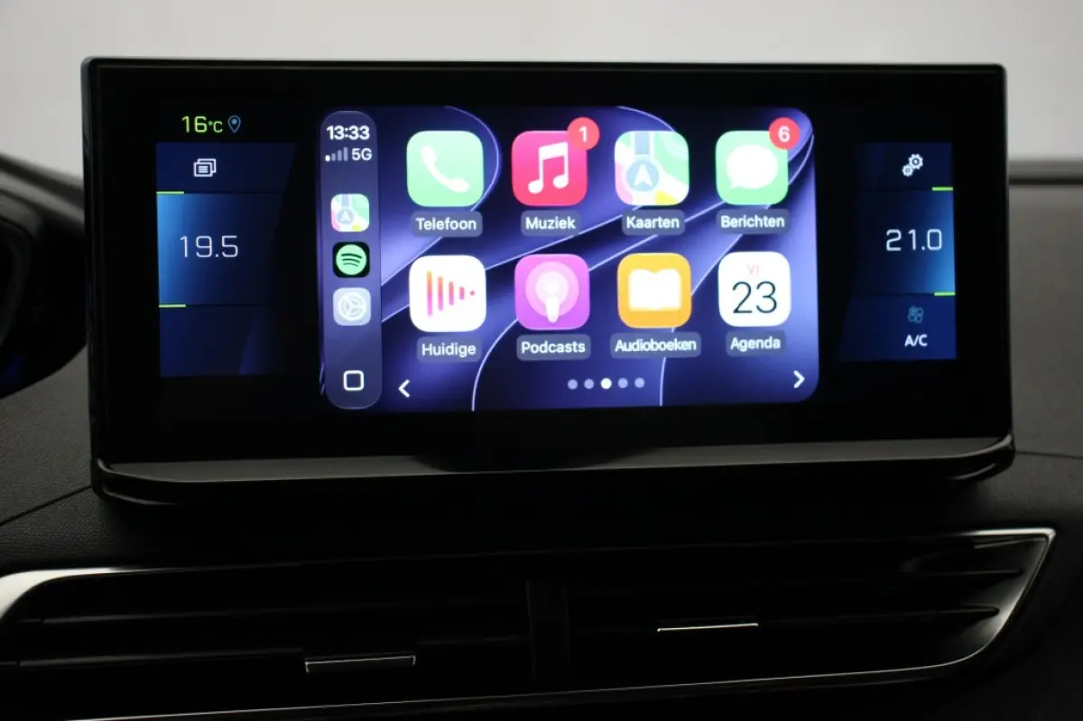 1.6 HYbrid 225 Allure Pack Business - Digitaal Cockpit, Carplay, Camera
