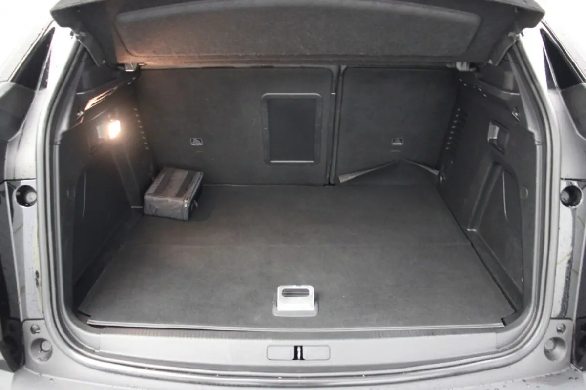 1.6 HYbrid 225 Allure Pack Business - Digitaal Cockpit, Carplay, Camera