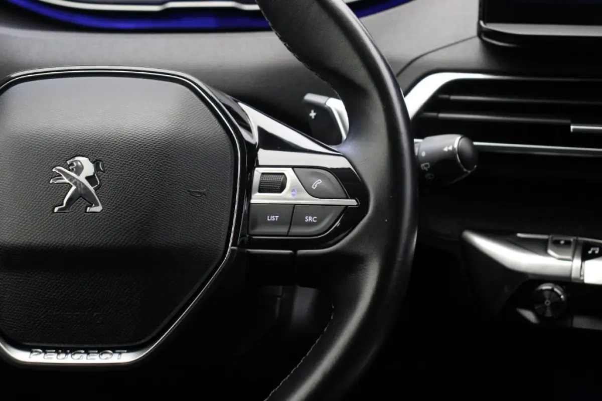 1.6 HYbrid 225 Allure Pack Business - Digitaal Cockpit, Carplay, Camera