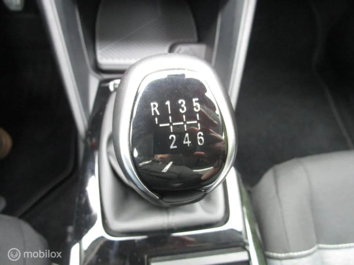 1.2 130 PK - NAVIGATIE - CAMERA - 32.000 KM !!!