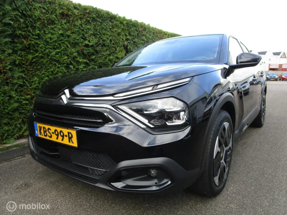 1.2 130 PK - NAVIGATIE - CAMERA - 32.000 KM !!!
