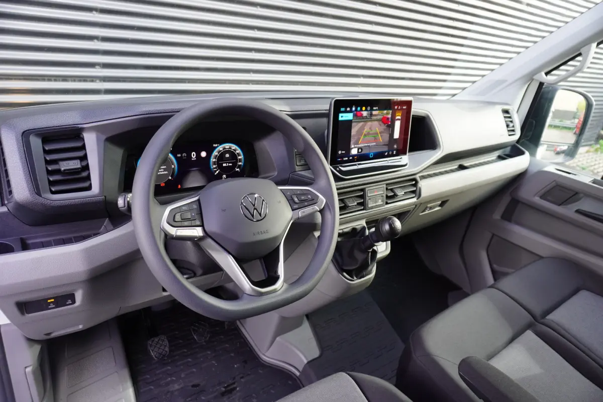 163pk RWD Facelift L3H3/L2H2 3500kg Trekvermogen Apple Carplay Camera Navigatie Parkeersensoren Digitaal dashboard