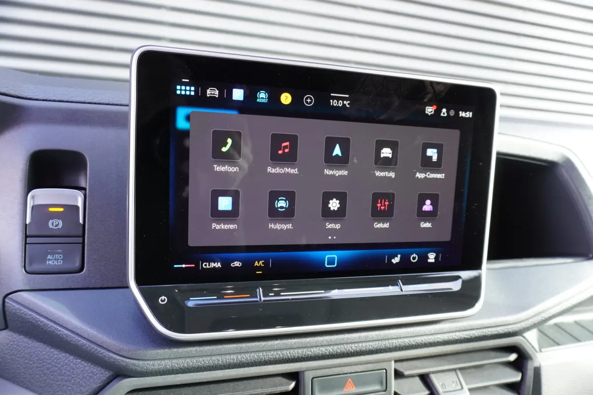 163pk RWD Facelift L3H3/L2H2 3500kg Trekvermogen Apple Carplay Camera Navigatie Parkeersensoren Digitaal dashboard