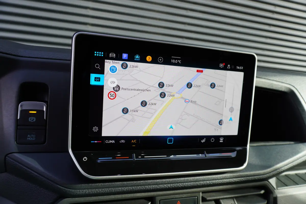 163pk RWD Facelift L3H3/L2H2 3500kg Trekvermogen Navigatie Apple Carplay Camera Parkeersensoren Digitaal dashboard