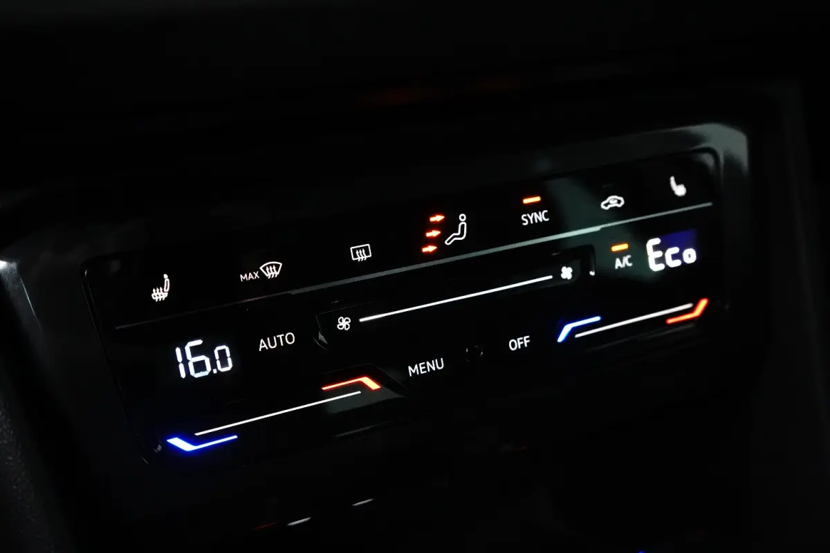 1.4 eHybrid 245 pk elegance 6-DSG | Wegklapbare Trekhaak | Achteruitrijcamera | Cruise control adaptief |