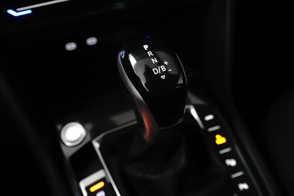 1.4 eHybrid 245 pk elegance 6-DSG | Wegklapbare Trekhaak | Achteruitrijcamera | Cruise control adaptief |