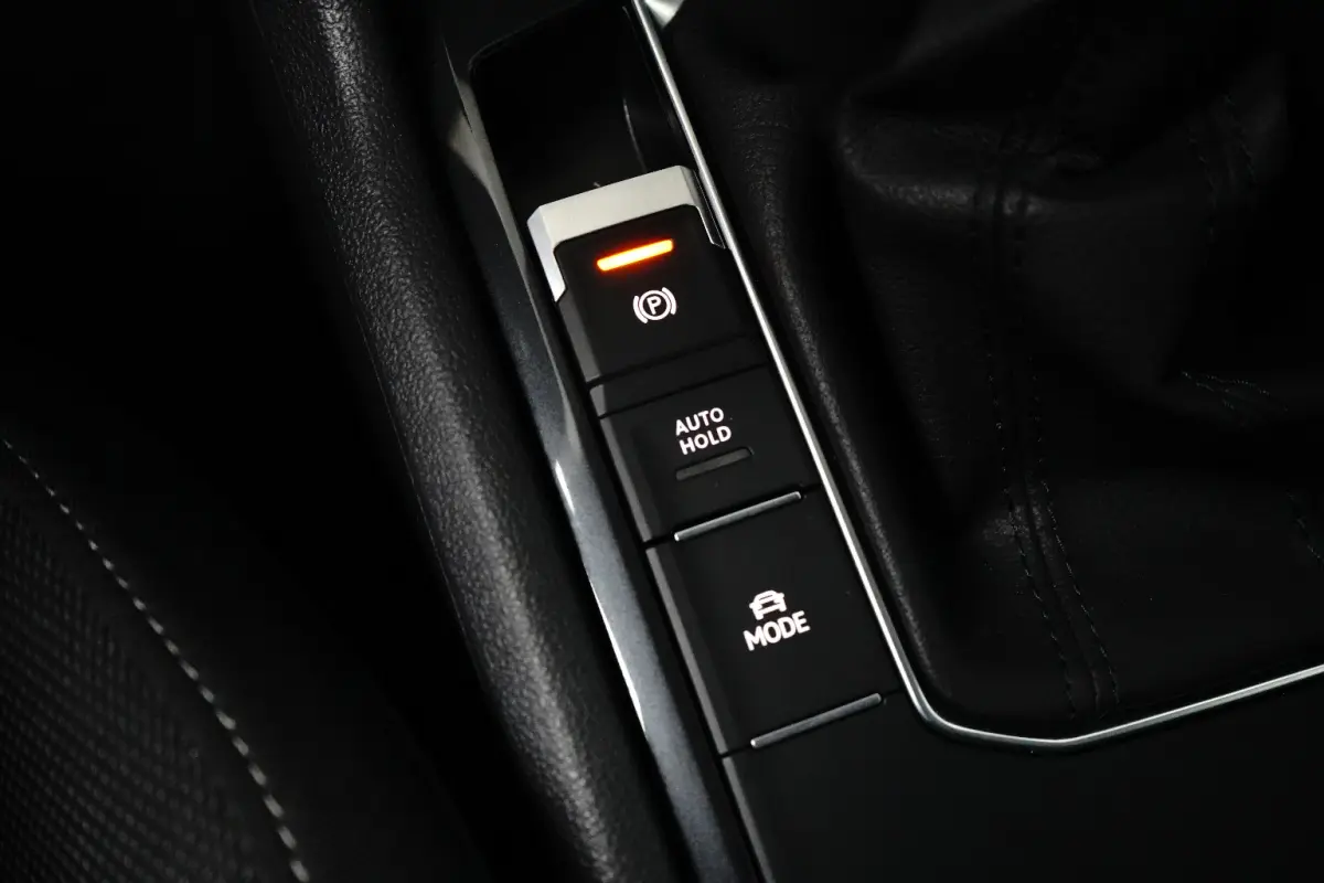 1.4 eHybrid 245 pk elegance 6-DSG | Wegklapbare Trekhaak | Achteruitrijcamera | Cruise control adaptief |