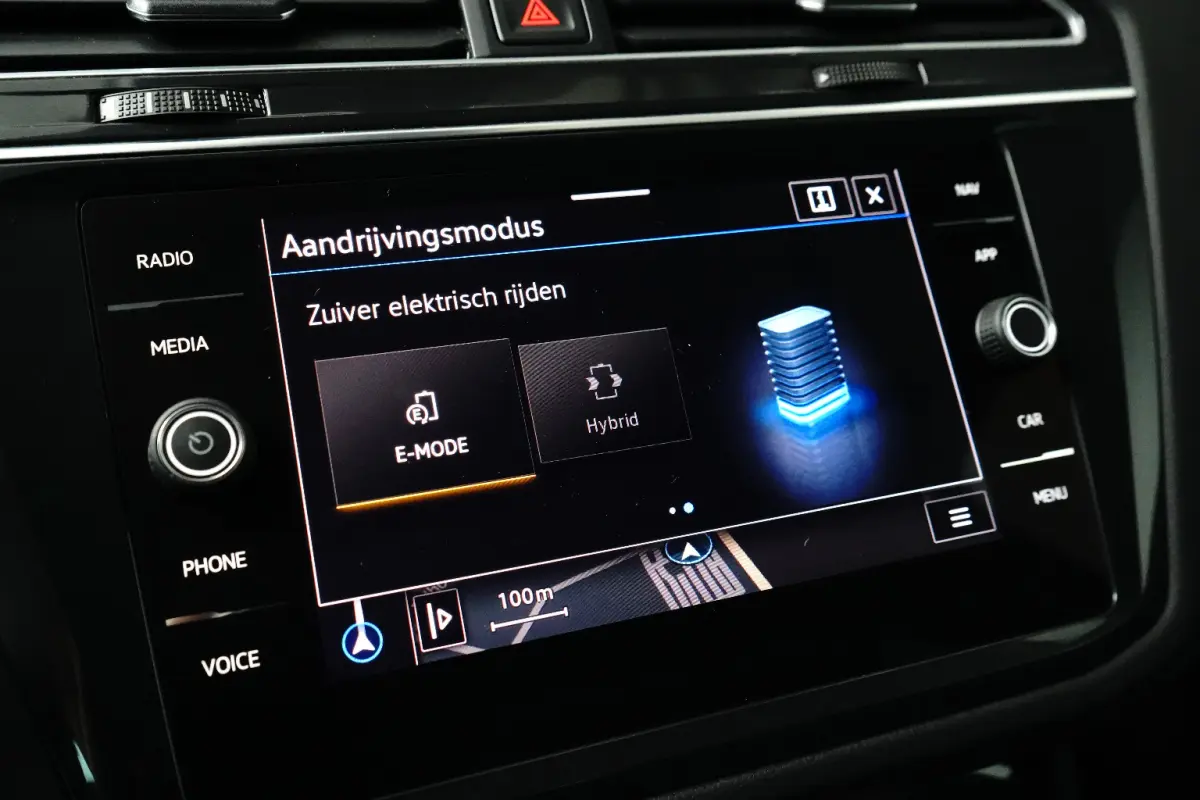 1.4 eHybrid 245 pk elegance 6-DSG | Wegklapbare Trekhaak | Achteruitrijcamera | Cruise control adaptief |