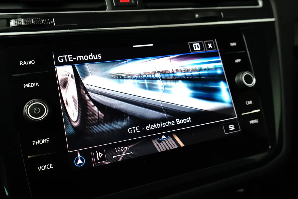 1.4 eHybrid 245 pk elegance 6-DSG | Wegklapbare Trekhaak | Achteruitrijcamera | Cruise control adaptief |