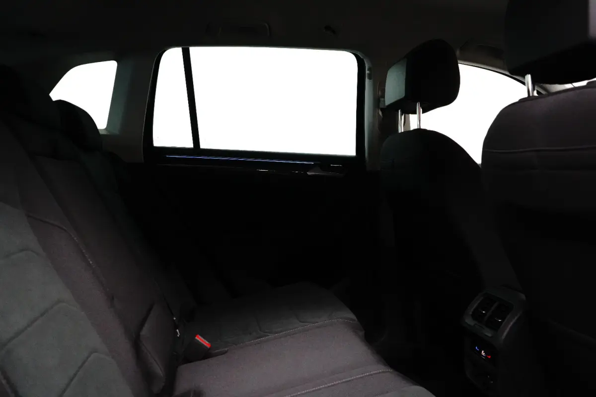 1.4 eHybrid 245 pk elegance 6-DSG | Wegklapbare Trekhaak | Achteruitrijcamera | Cruise control adaptief |