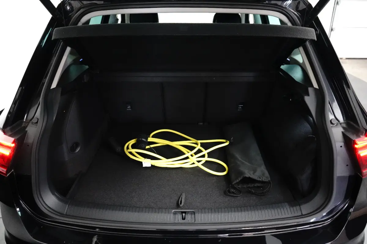 1.4 eHybrid 245 pk elegance 6-DSG | Wegklapbare Trekhaak | Achteruitrijcamera | Cruise control adaptief |