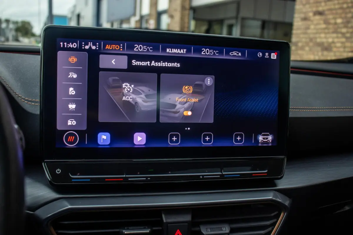 1.4 e-Hybrid VZ Performance, SOH 91%, Pano