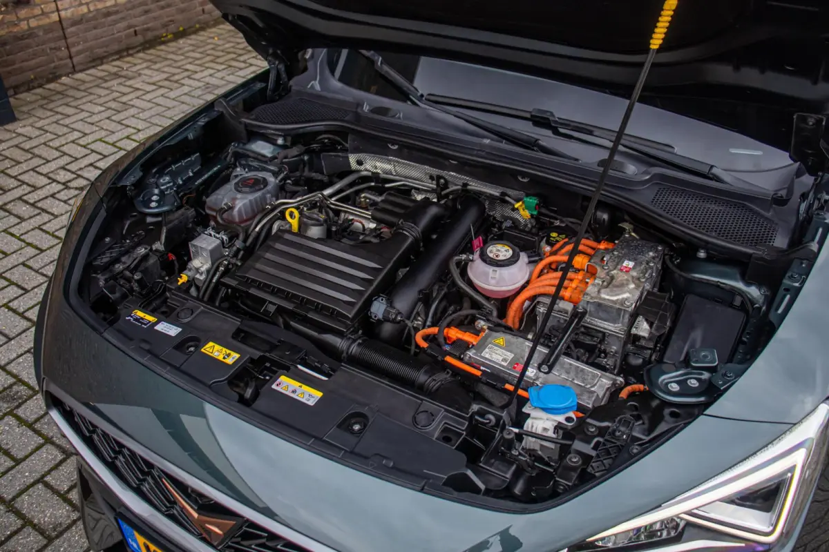 1.4 e-Hybrid VZ Performance, SOH 91%, Pano