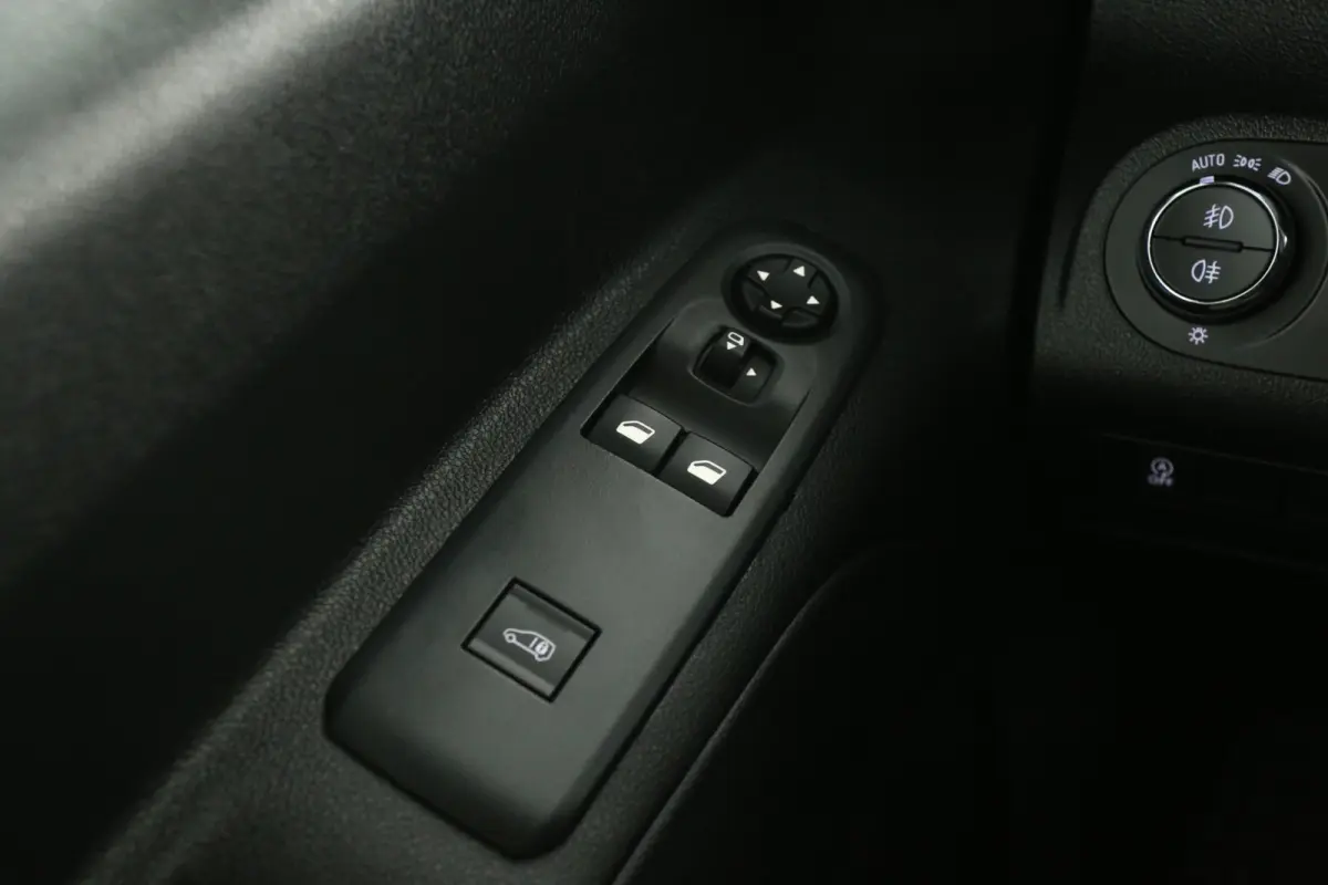 1.2 111PK Innovation | Benzine | Airco | Cruise | 3 Zits | Trekhaak | Parkeersens.