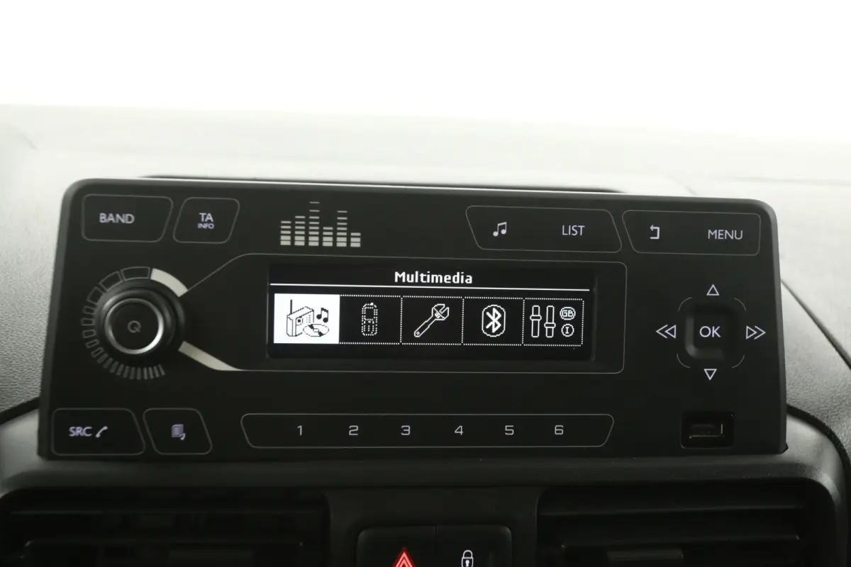 1.2 111PK Innovation | Benzine | Airco | Cruise | 3 Zits | Trekhaak | Parkeersens.