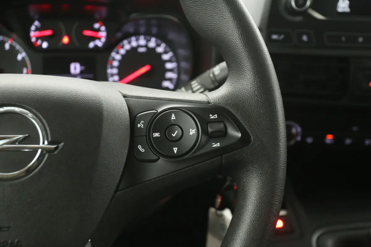 1.2 111PK Innovation | Benzine | Airco | Cruise | 3 Zits | Trekhaak | Parkeersens.
