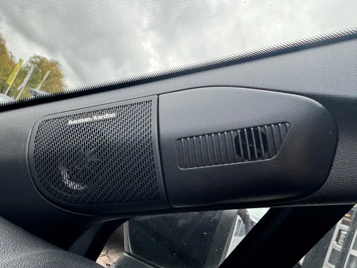 1.8 E-Tech full hybrid 160 iconic