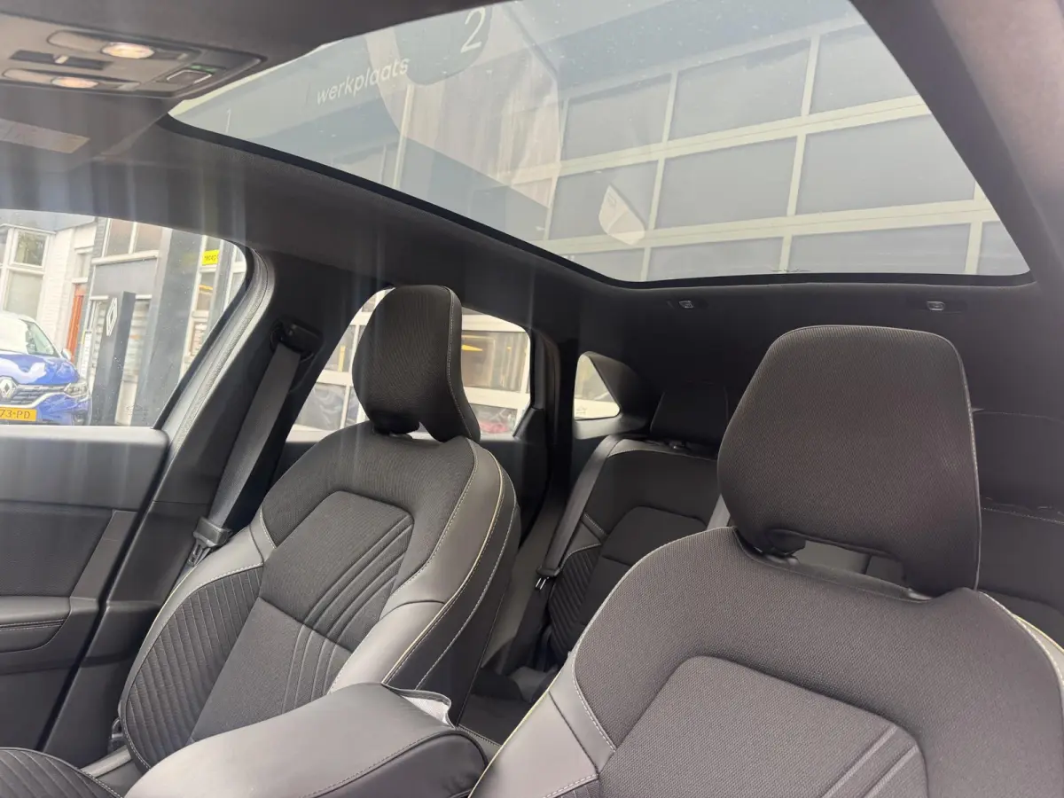 1.8 E-Tech full hybrid 160 iconic