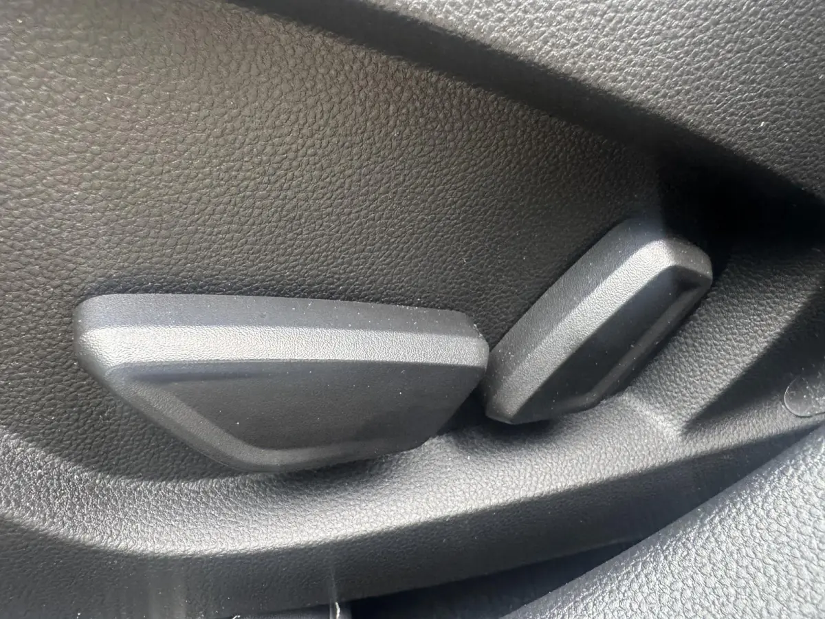 1.8 E-Tech full hybrid 160 iconic