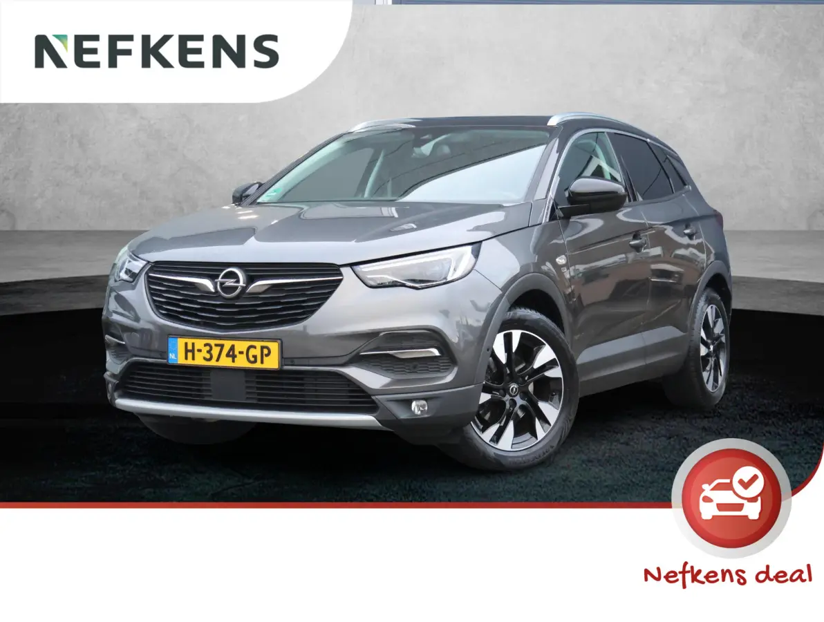 130pk Innovation | 1ste eigenaar | Trekhaak | Camera | 18"LMV Bi Color | Electrische klep | AUTOMAAT